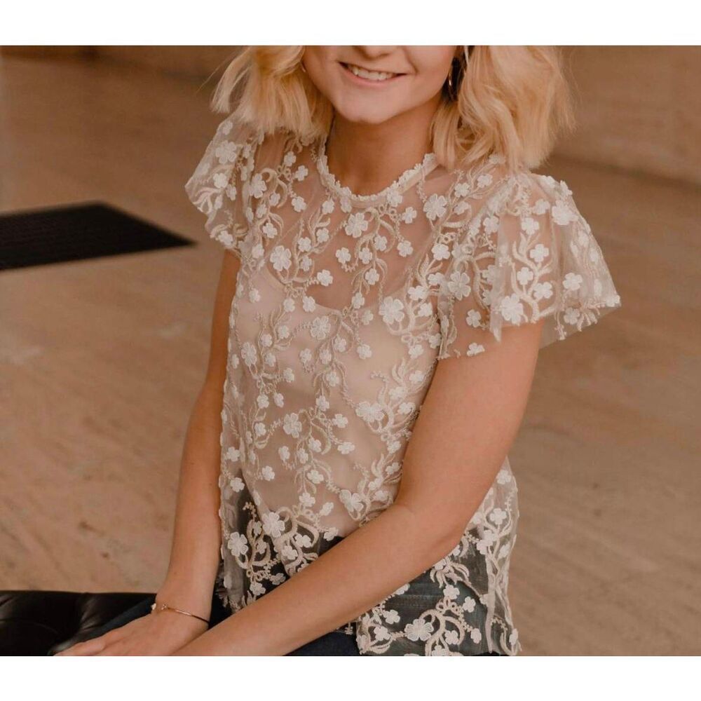 Altar'd State Cream Floral Lace Mesh Blouse Large Boho Preppy Femme Vanilla Girl